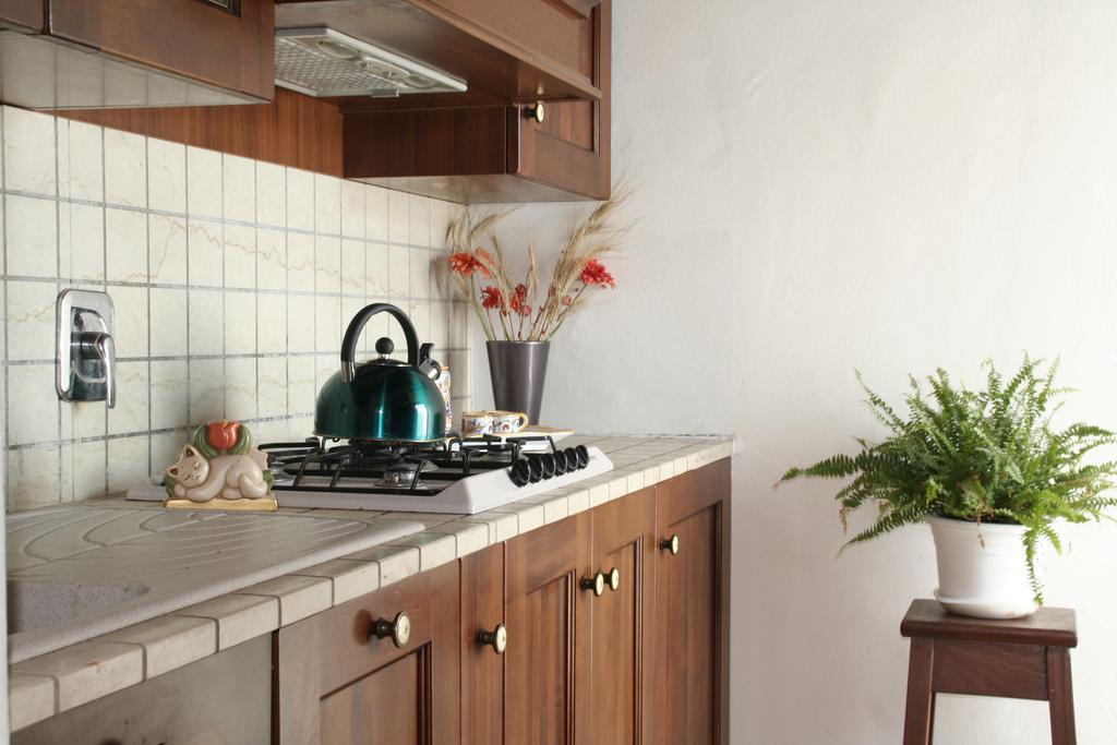Borgo Medioevale Apartment โตดี ภายนอก รูปภาพ